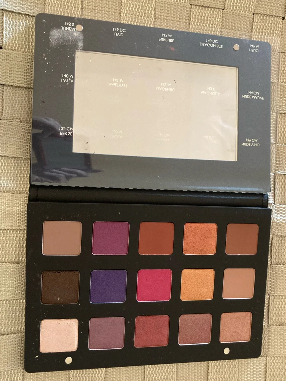 NATASHA DENONA ‘Lila’ Eyeshadow Palette - 15 shades - NEVER USED/SWATCHED